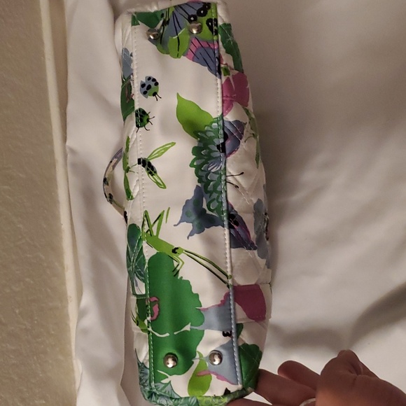 Vera Bradley Retired Pattern Handbag - Picture 4 of 6